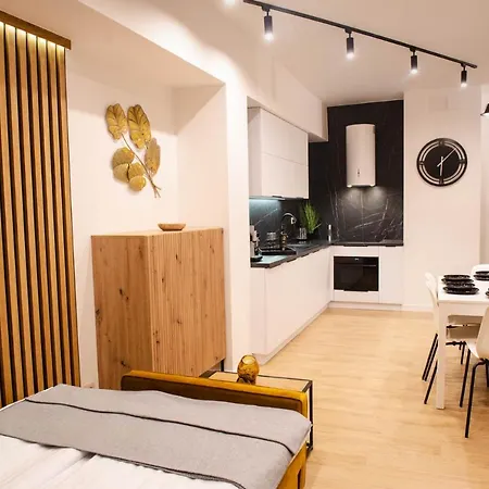 Forest 21 By Housine Затор